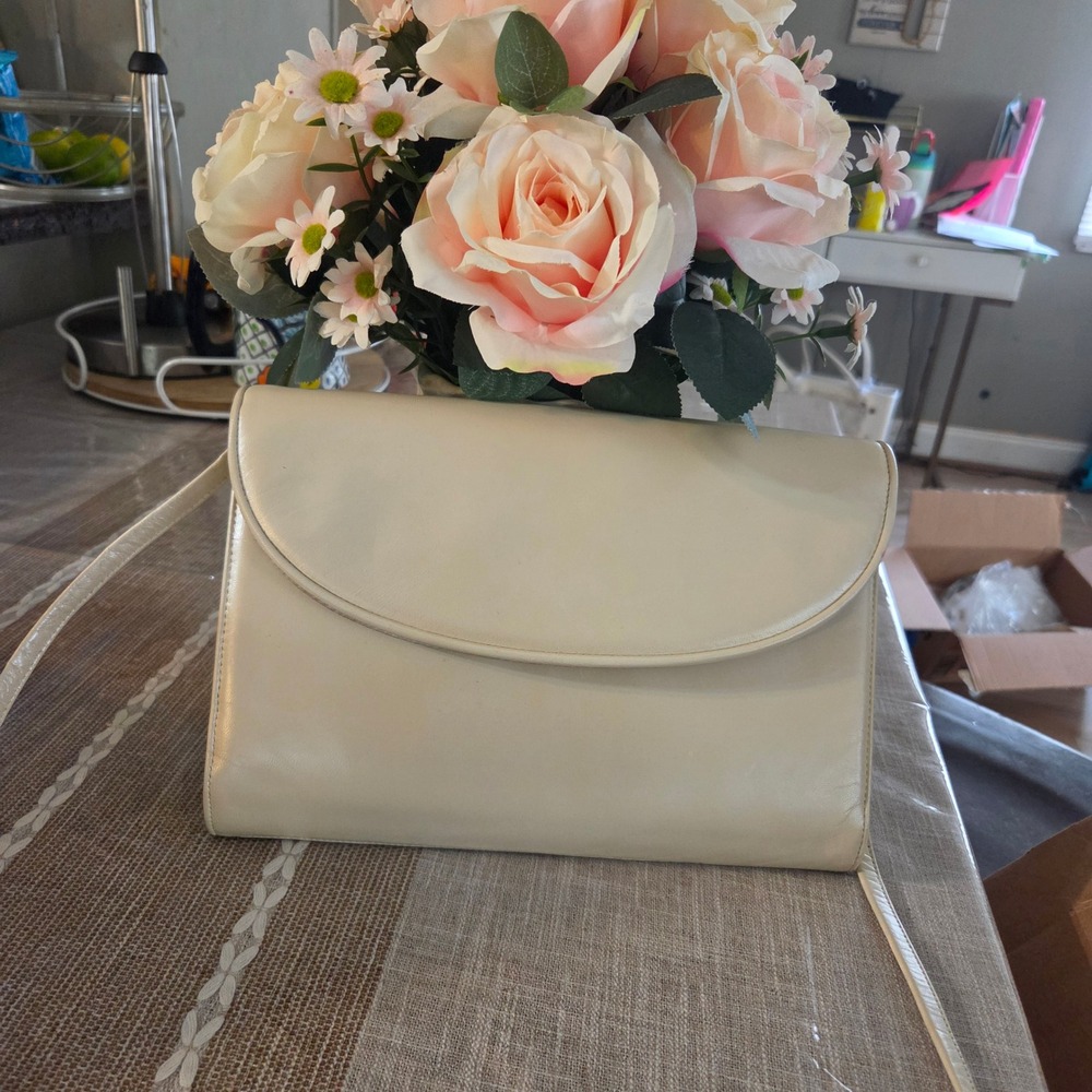 Frenchy of California Vintage Cream Leather Shoulder Bag Made in USA Minimalist
